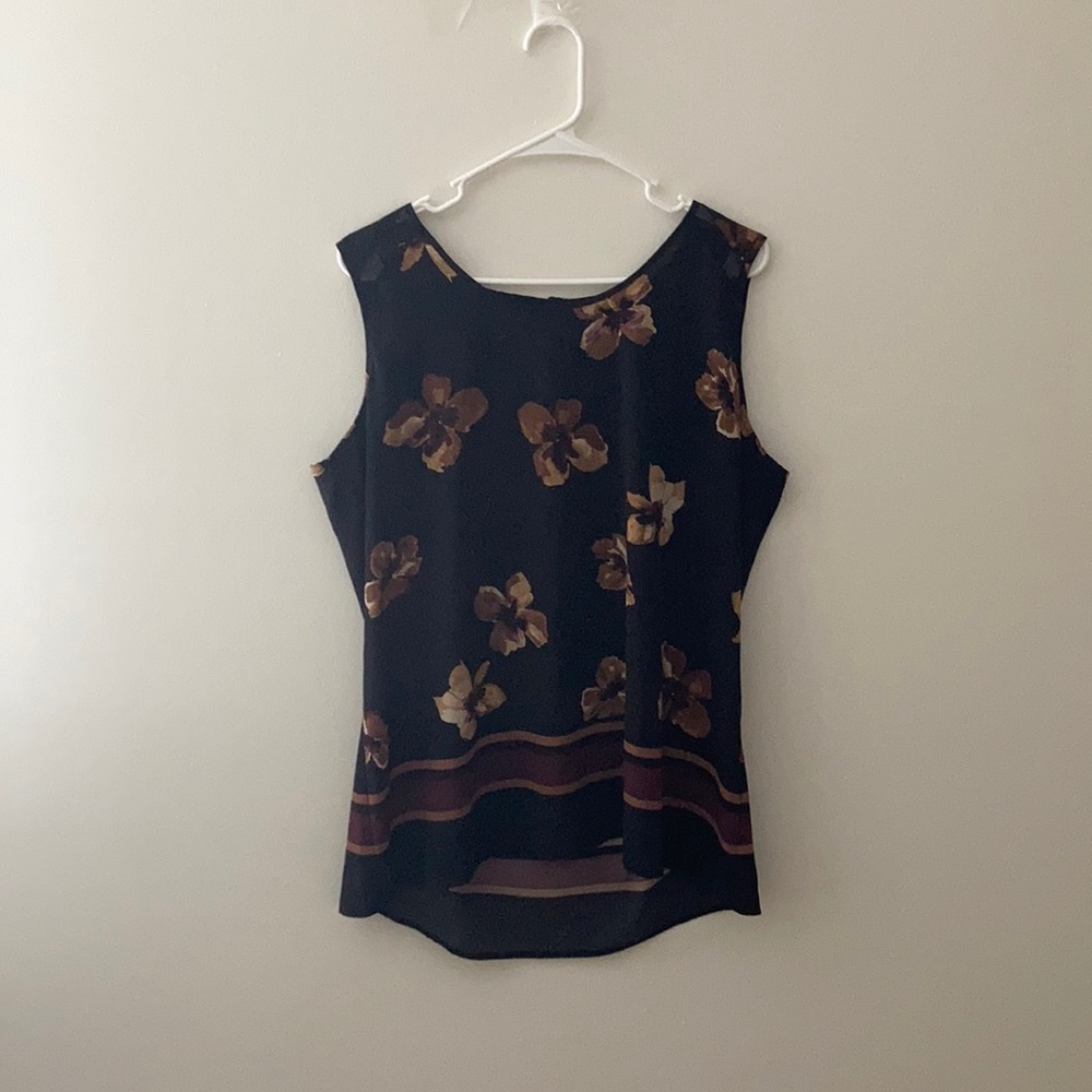 Flowered Tommy Hilfiger blouse